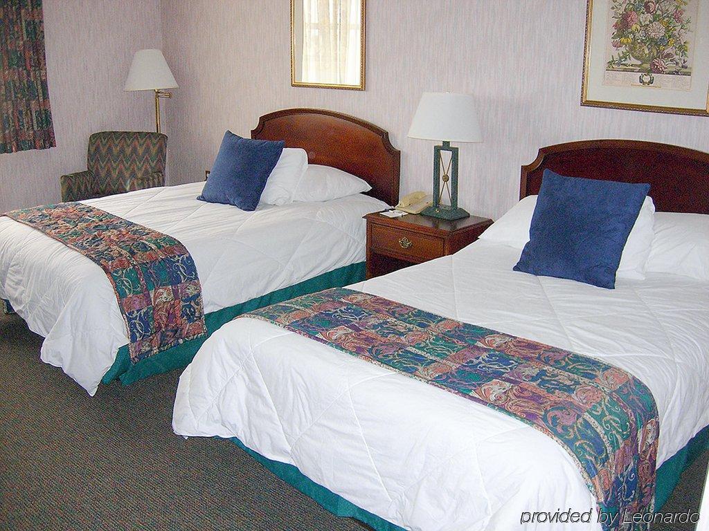 Best Western Tysons Westpark McLean Room photo