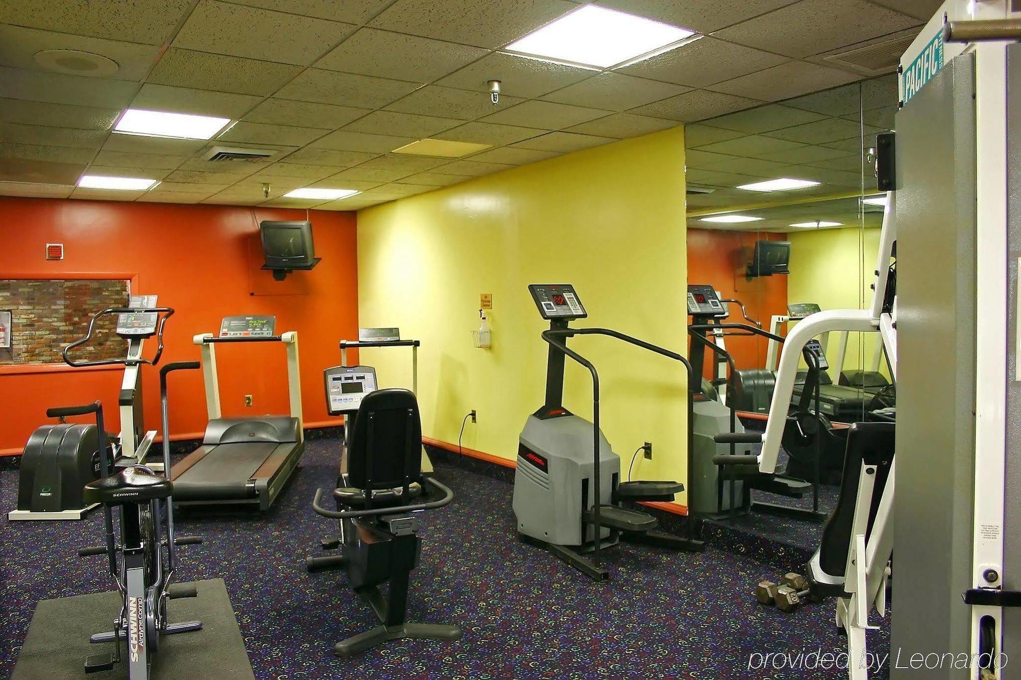 Best Western Tysons Westpark McLean Facilities photo